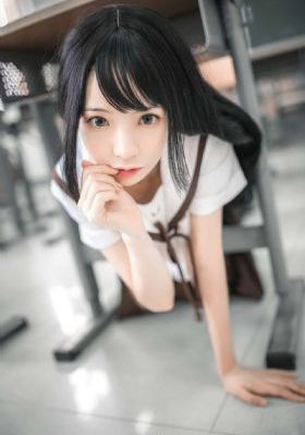 年轻的女闺蜜hd_超清在线观看视频